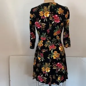 Zara | Dresses | Zara Basic Black Floral Fitted Crepe Dress Xs | Poshmark
